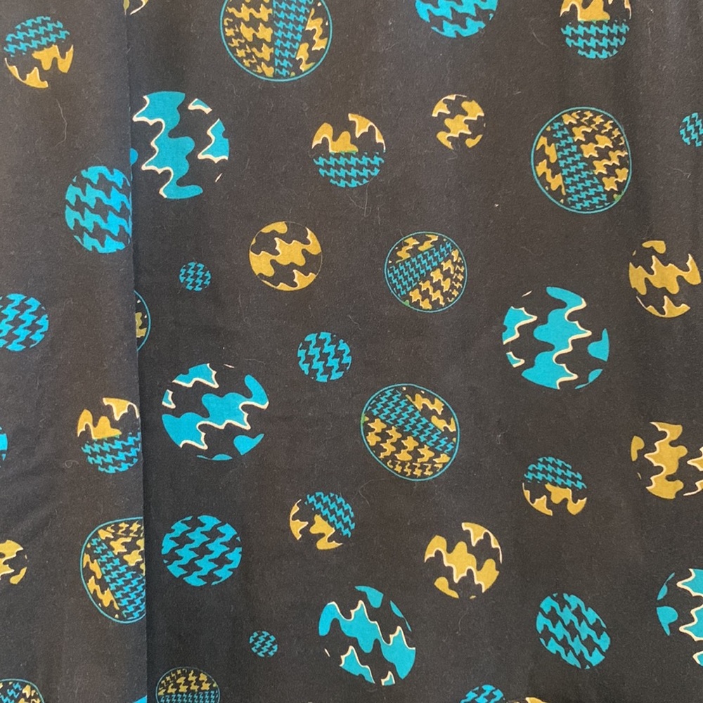 Scrub Top - Picture 3 of 8